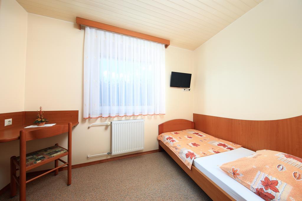 Rooms Sustersic Laibach Exterior foto